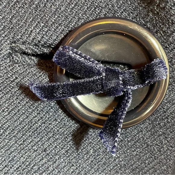 Banana Republic Wool Navy Blazer Silk Lining Velvet Trim Pockets Women’s Size 6 - Picture 3 of 15